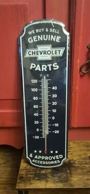 Chevrolet Genuine Parts Metal Wall Thermometer Licensed Man Cave Garage 18 "x 6"